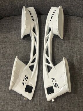 CCM SpeedBlade XS Hockey Skate Blade Holders Size 287 New